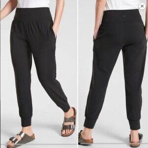 Athleta Cruise Jogger